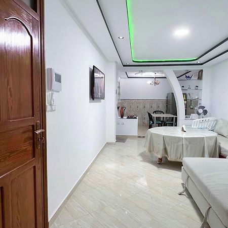 Mira Appartement -Lovely, Tidy & Close To Beaches And City Center Al Hoceïma Kültér fotó